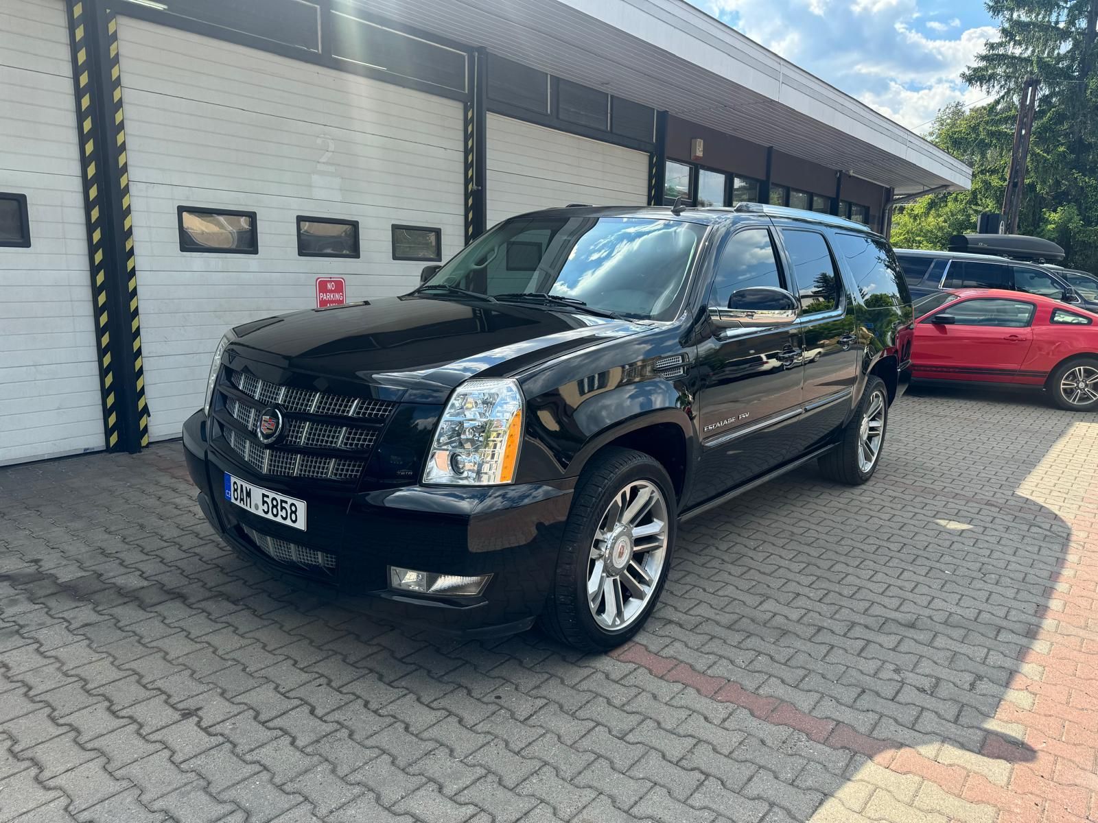 Cadillac Escalade